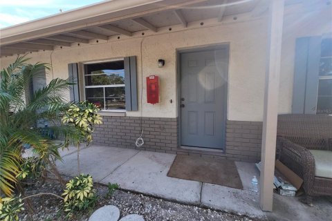 Condo à Tarpon Springs, Floride, 1 chambre  № 2428966