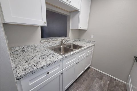 Copropriété à louer à Tarpon Springs, Floride: 1 chambre, 55.74 m2 № 2428966 - photo 7