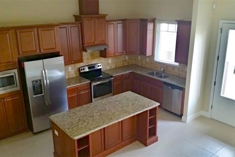 Adosado en alquiler en Orlando, Florida, 3 dormitorios, 164.99 m2 № 1904169 - foto 3