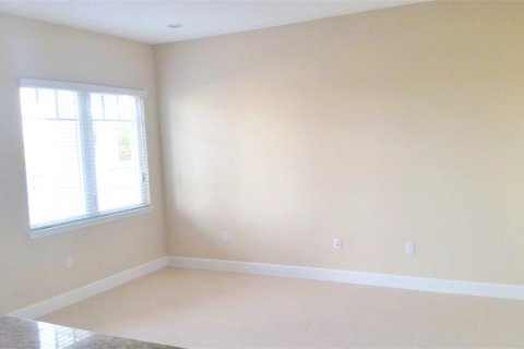 Adosado en alquiler en Orlando, Florida, 3 dormitorios, 164.99 m2 № 1904169 - foto 5