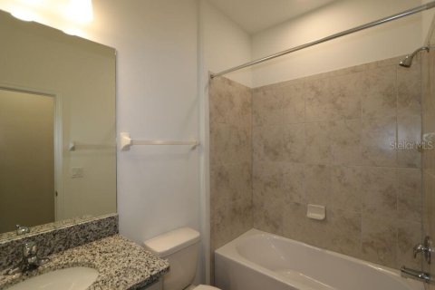 Casa en alquiler en Wimauma, Florida, 3 dormitorios, 192.87 m2 № 2138211 - foto 15