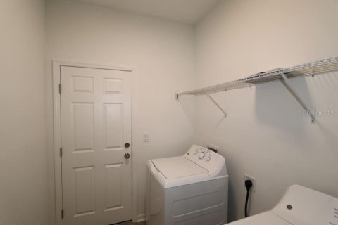 Casa en alquiler en Wimauma, Florida, 3 dormitorios, 192.87 m2 № 2138211 - foto 1