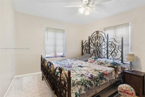 Casa en venta en Miami, Florida, 2 dormitorios, 85.28 m2 № 1953538 - foto 8