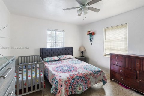 Casa en venta en Miami, Florida, 2 dormitorios, 85.28 m2 № 1953538 - foto 5