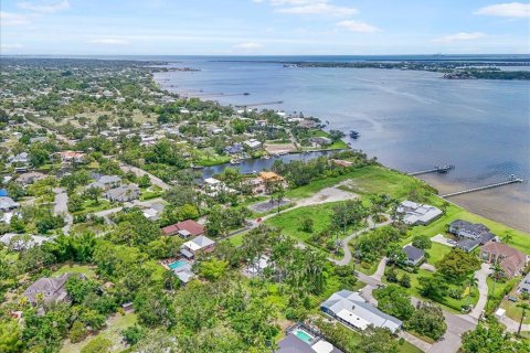 Terreno en Bradenton, Florida № 2097401
