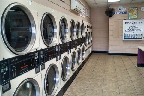 Commercial property in Deltona, Florida 148.64 sq.m. № 2376617 - photo 6