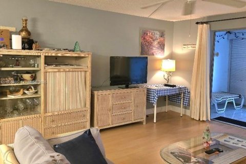 Condo in Dania Beach, Florida, 2 bedrooms  № 1994073 - photo 7