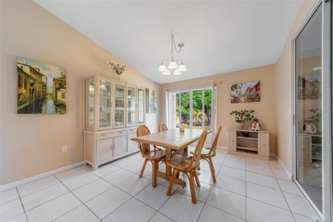 Villa ou maison à vendre à Port Charlotte, Floride: 3 chambres, 160.91 m2 № 2197081 - photo 30