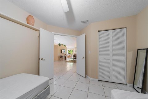 Villa ou maison à vendre à Port Charlotte, Floride: 3 chambres, 160.91 m2 № 2197081 - photo 24
