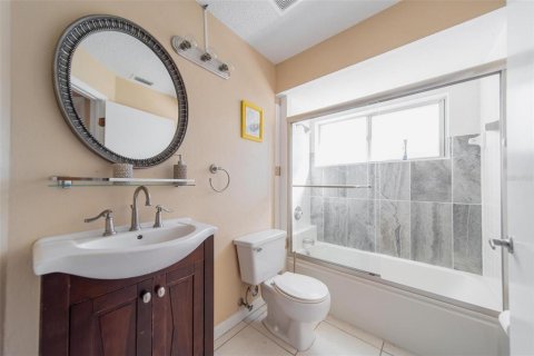 Villa ou maison à vendre à Port Charlotte, Floride: 3 chambres, 160.91 m2 № 2197081 - photo 15