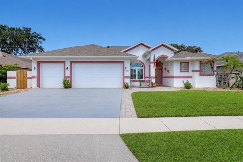 Villa ou maison à Titusville, Floride 3 chambres, 197.32 m2 № 2221003