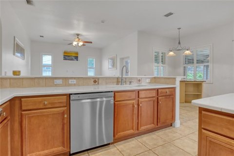 Casa en venta en Titusville, Florida, 3 dormitorios, 197.32 m2 № 2221003 - foto 12