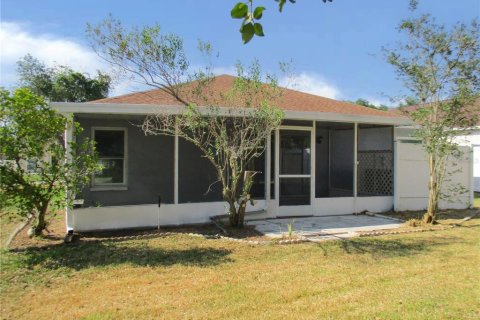 Villa ou maison à vendre à Land O' Lakes, Floride: 3 chambres, 133.69 m2 № 1907148 - photo 17