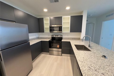 Copropriété à louer à Orlando, Floride: 2 chambres, 95.04 m2 № 2414896 - photo 3