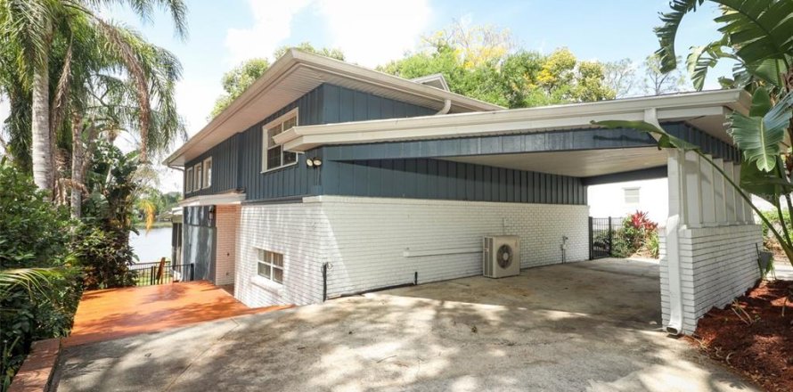 Casa en Altamonte Springs, Florida 4 dormitorios, 195.84 m2 № 1625448