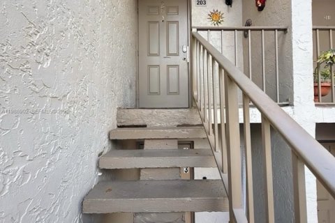 Condominio en venta en Margate, Florida, 2 dormitorios, 92.9 m2 № 2050953 - foto 2
