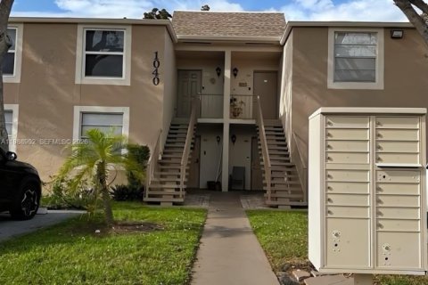 Condominio en Margate, Florida, 2 dormitorios  № 2050953