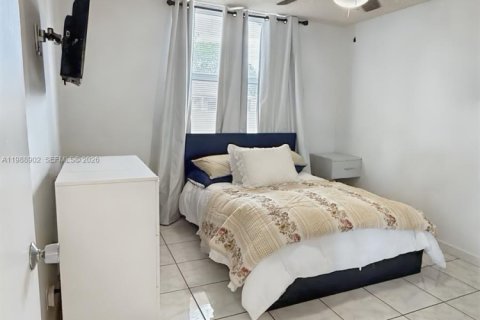Condominio en venta en Margate, Florida, 2 dormitorios, 92.9 m2 № 2050953 - foto 12