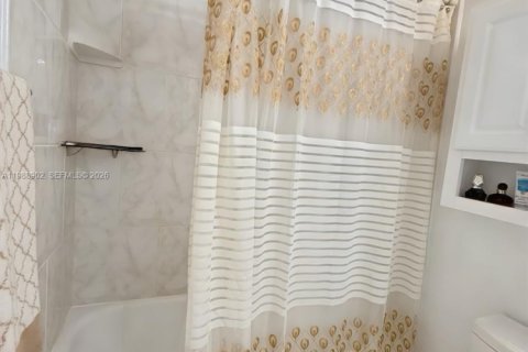 Condominio en venta en Margate, Florida, 2 dormitorios, 92.9 m2 № 2050953 - foto 15