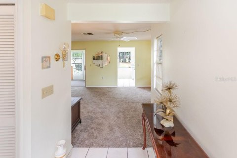 Condominio en venta en Weeki Wachee, Florida, 2 dormitorios, 99.41 m2 № 2151892 - foto 10