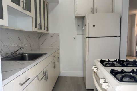 Copropriété à louer à Miami Beach, Floride: 1 chambre, 49.98 m2 № 2038314 - photo 8