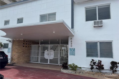 Condo à Miami Beach, Floride, 1 chambre  № 2038314