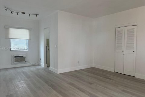 Copropriété à louer à Miami Beach, Floride: 1 chambre, 49.98 m2 № 2038314 - photo 5