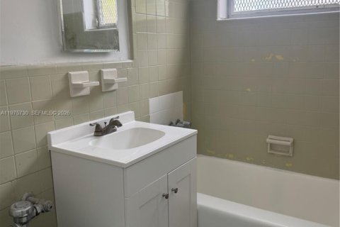 Copropriété à louer à Miami Beach, Floride: 1 chambre, 49.98 m2 № 2038314 - photo 10