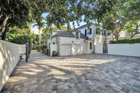 Casa en venta en Boca Raton, Florida, 7 dormitorios, 467.86 m2 № 1987028 - foto 11