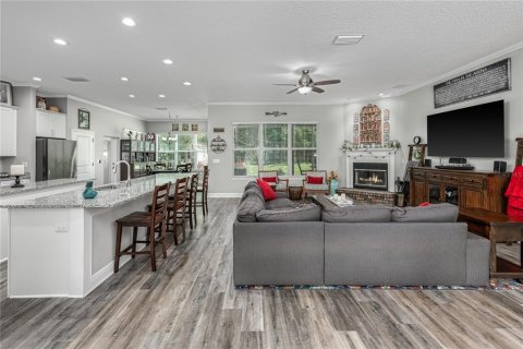 Casa en venta en Geneva, Florida, 4 dormitorios, 257.53 m2 № 1914953 - foto 10