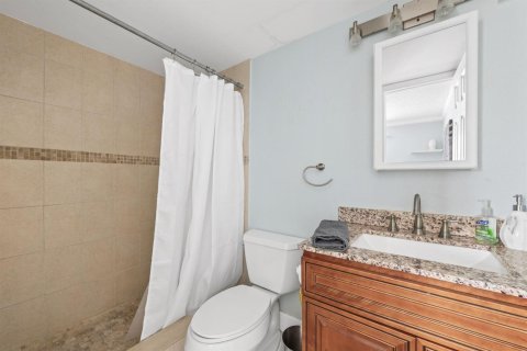 Condominio en venta en Lauderhill, Florida, 2 dormitorios, 110.46 m2 № 2250501 - foto 10