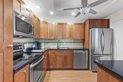 Condominio en Lauderhill, Florida, 2 dormitorios  № 2250501