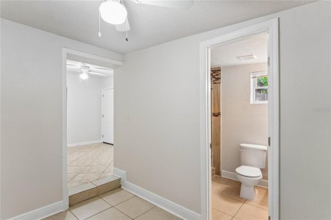 Villa ou maison à vendre à Tampa, Floride: 4 chambres, 130.99 m2 № 2398647 - photo 12