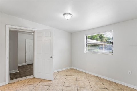 Villa ou maison à vendre à Tampa, Floride: 4 chambres, 130.99 m2 № 2398647 - photo 18