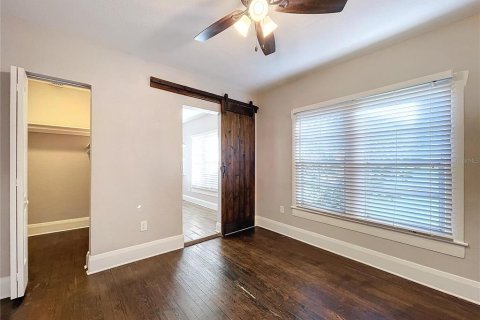 Casa en alquiler en Tampa, Florida, 2 dormitorios, 124.49 m2 № 1856628 - foto 25
