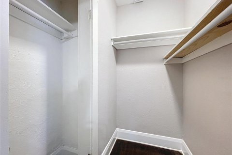 Casa en alquiler en Tampa, Florida, 2 dormitorios, 124.49 m2 № 1856628 - foto 27