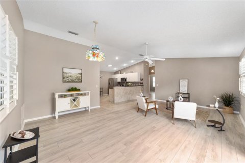 Casa en venta en The Villages, Florida, 2 dormitorios, 107.77 m2 № 2167328 - foto 12