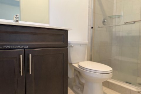 Casa en alquiler en Homestead, Florida, 3 dormitorios, 143.53 m2 № 1981397 - foto 13