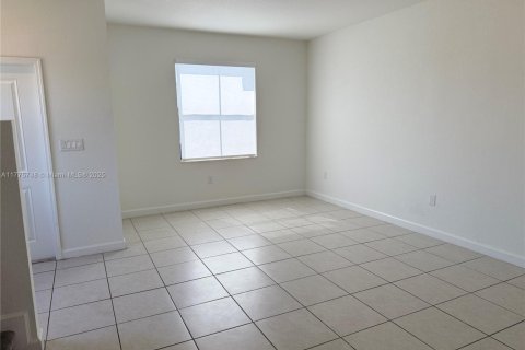 Casa en alquiler en Homestead, Florida, 3 dormitorios, 143.53 m2 № 1981397 - foto 23