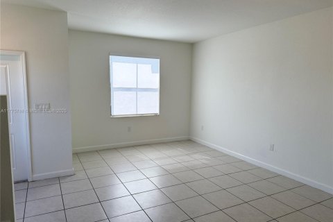 Casa en alquiler en Homestead, Florida, 3 dormitorios, 143.53 m2 № 1981397 - foto 22