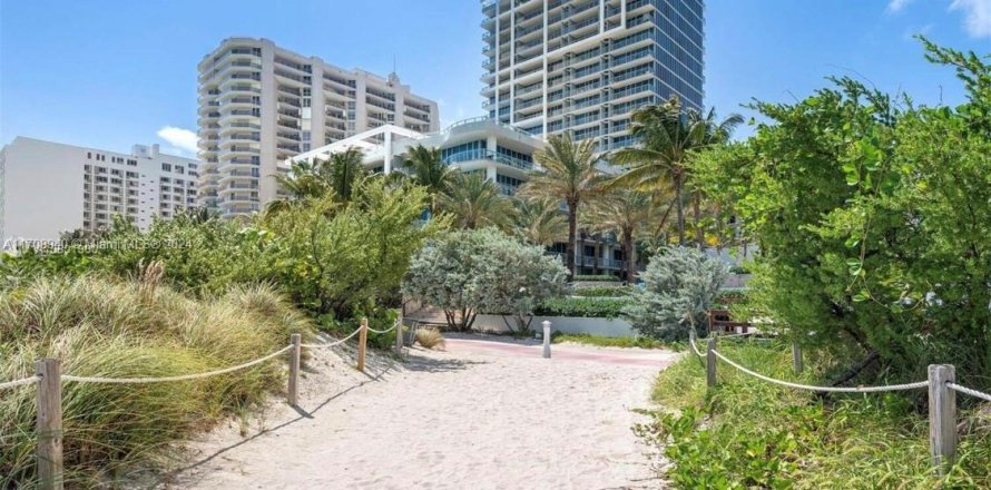 Condo à Miami Beach, Floride, 1 chambre № 1741578