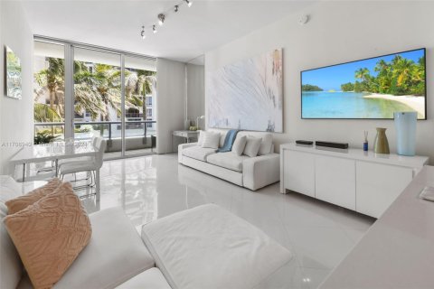 Condo in Miami Beach, Florida, 1 bedroom  № 1741578 - photo 7