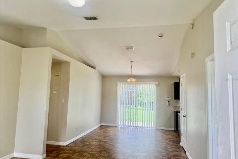 House in Kissimmee, Florida 3 bedrooms, 105.17 sq.m. № 2393946 - photo 6