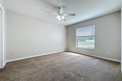 House in Kissimmee, Florida 3 bedrooms, 105.17 sq.m. № 2393946 - photo 4
