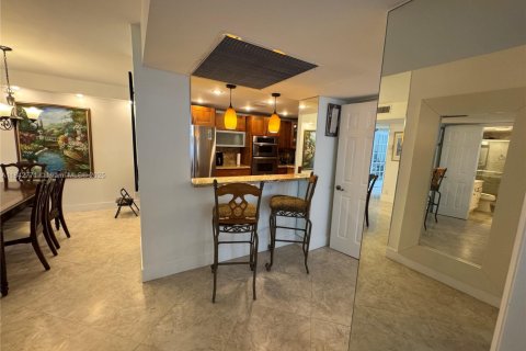 Condominio en venta en Hallandale Beach, Florida, 3 dormitorios, 172.43 m2 № 1836802 - foto 27
