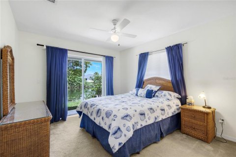 Casa en venta en Cape Coral, Florida, 3 dormitorios, 189.24 m2 № 2294921 - foto 23