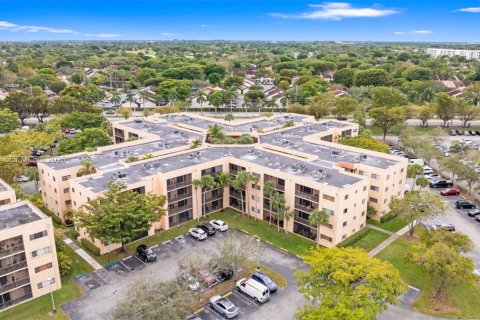 Condo in Miami, Florida, 2 bedrooms  № 2031788