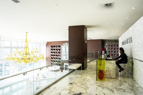 Condo in Miami, Florida, 1 bedroom  № 2052827 - photo 30