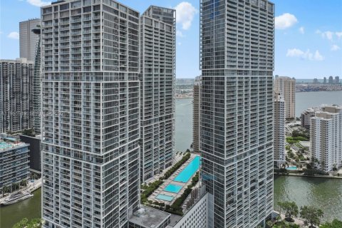 Condo in Miami, Florida, 1 bedroom  № 2052827 - photo 14