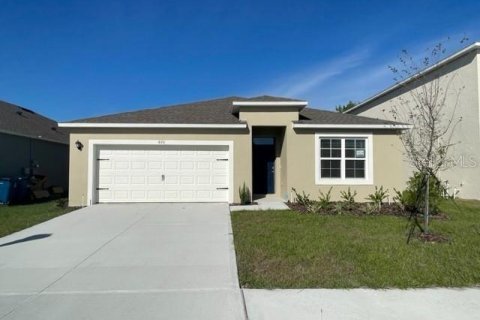 Casa en alquiler en Winter Haven, Florida, 4 dormitorios, 169.83 m2 № 1584695 - foto 1